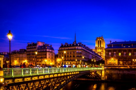 Parisian Blues photo