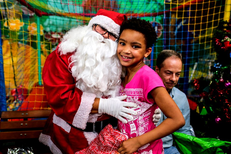 19.12.2017 - Prefeita Paula Mascarenhas na Festa de Natal Para as Crianças dos Abrigos