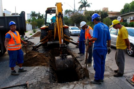 04.04.2018 - SANEP - Obras na Deodoro - Foto Marcel Avila