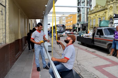 04.04.2018- SEPLAG - Colocação de vidros parada de onibus Osorio -Foto Janine Tomberg (14)