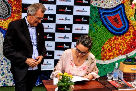 18.12.2017 - Prefeita Paula Mascarenhas no lançamento do Livro Relicário de afetos - Lu Gastal