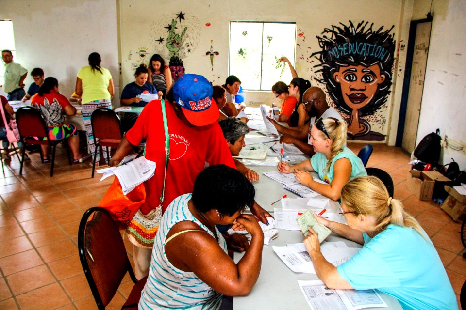 12.01.2018 - Cadastro do cartão reforma no bairro Dunas