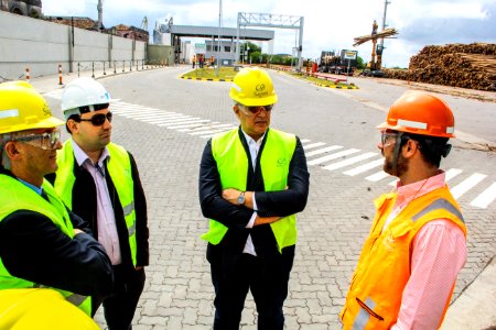04.12.2017 - Prefeito em exercício Luiz Henrique Viana visita o Porto de Pelotas