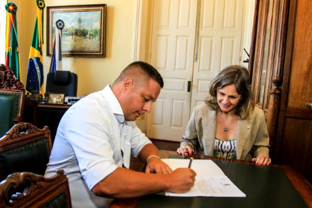 19.01.2018 - Prefeita Paula Mascarenhas no em reunião com o presidente da Câmara de Vereadores, Anderson Garcia
