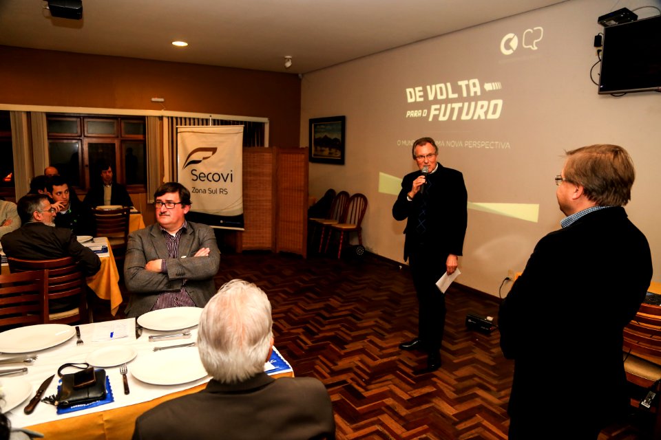 17.07.2018 - Vice prefeito Idemar Barz durante aniversário Secovi Zona Sul - Foto: Gustavo Vara