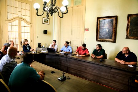 03.04.2018 - Prefeita Paula Mascarenhas e o vice Idemar Barz durante reunião com proprietários de bares e restaurantes - Código de Convivência - Foto: Gustavo Vara