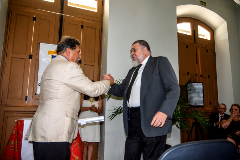 14.12.2017 - Vice-prefeito Idemar Barz na entrega de títulos sociais beneméritos do IHGPEL - Instituto Histórico Geográfico de Pelotas