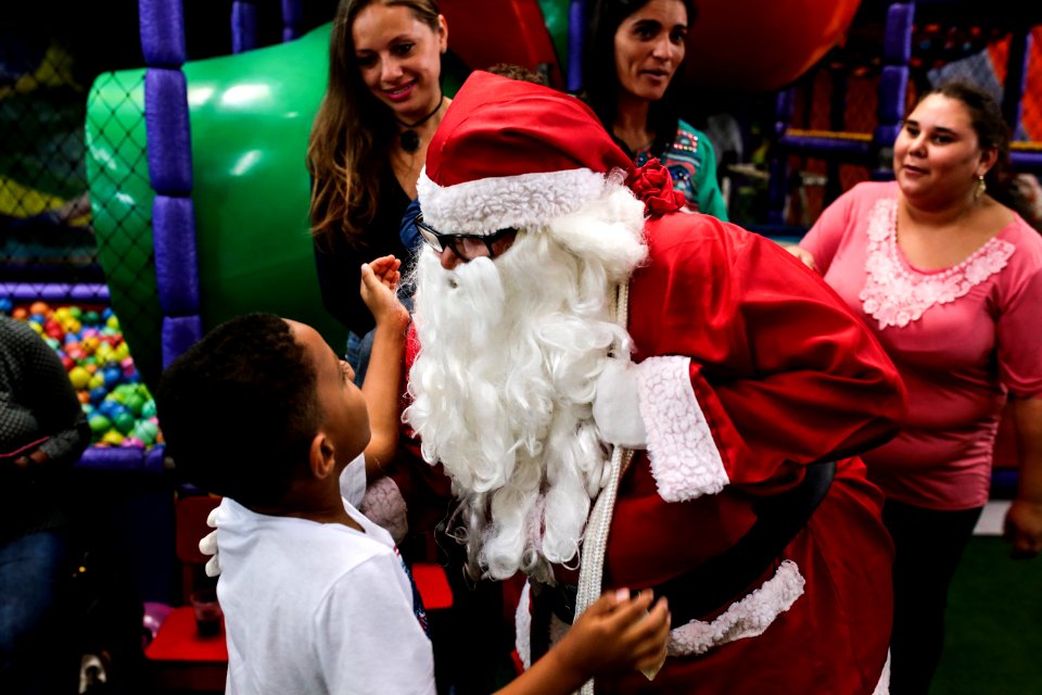 19.12.2017 - Prefeita Paula Mascarenhas na Festa de Natal Para as Crianças dos Abrigos