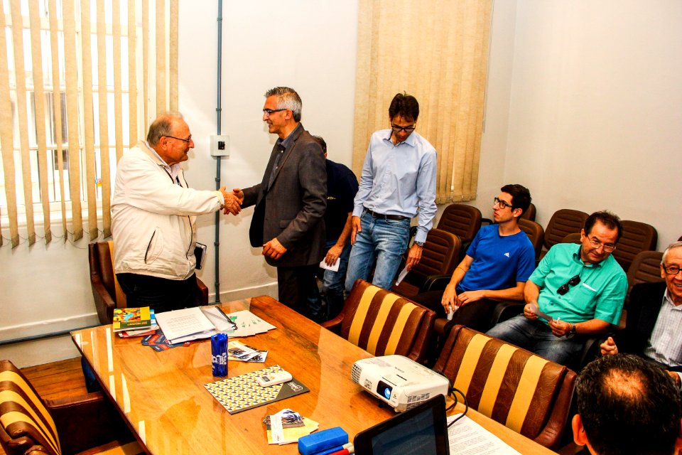 05.12.2017 - Prefeito em Exercício Luiz Henrique Viana participa da reunião dos Dirigentes Cristãos de Empresas