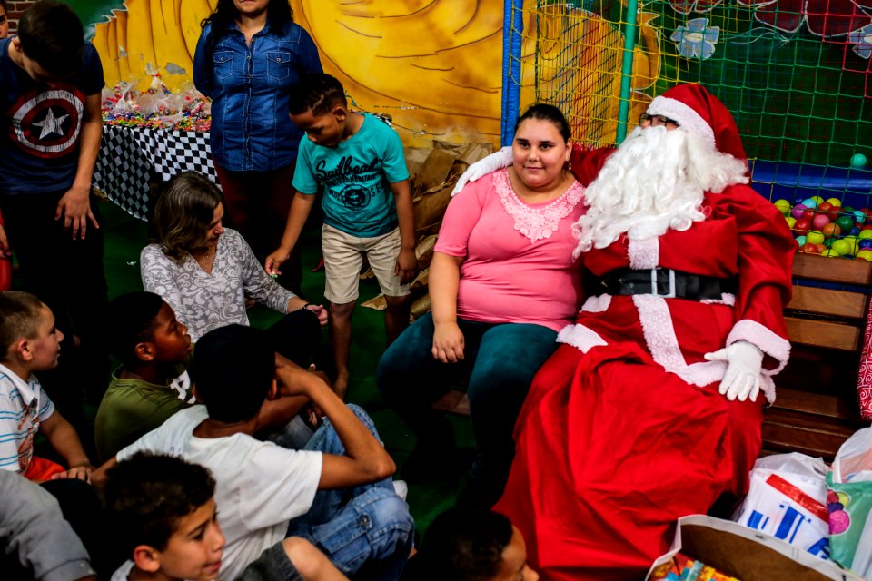 19.12.2017 - Prefeita Paula Mascarenhas na Festa de Natal Para as Crianças dos Abrigos