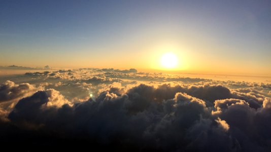 富士山九合目より、ご来光 (pt.7)