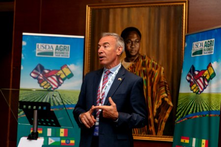 20191027-DEPSEC-EMBASSY-GHANA00032