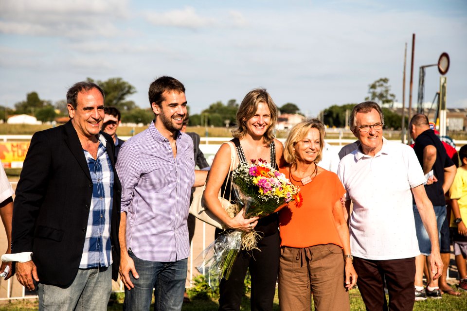 08.04.2018 - Prefeita Paula Mascarenhas e o vice Idemar Barz participam do 81º GP Princesa do Sul de Turfe em homenagem à prefeita municipal - Foto: Gustavo Vara