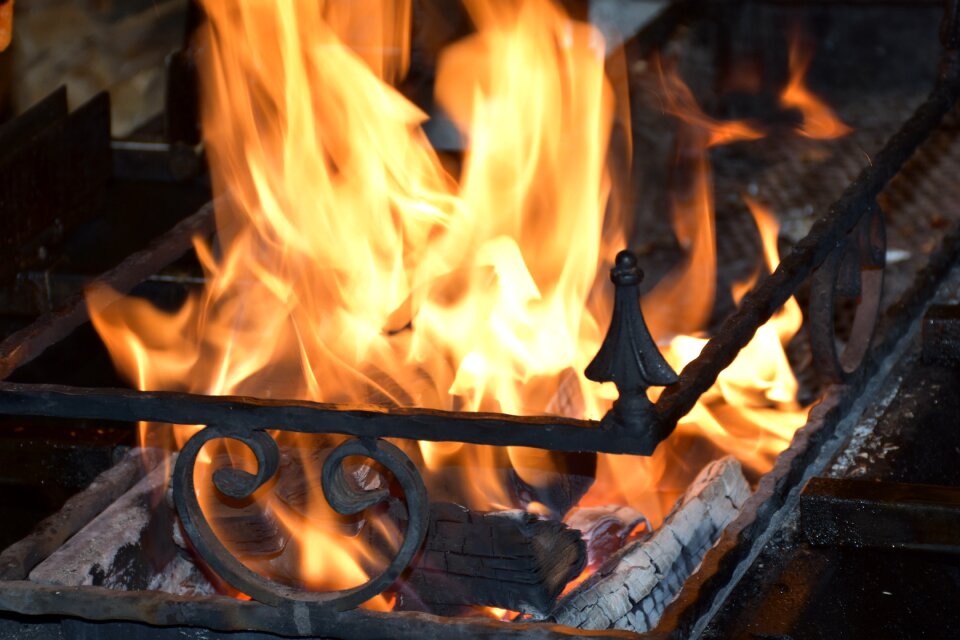 Burn heat yellow immolation