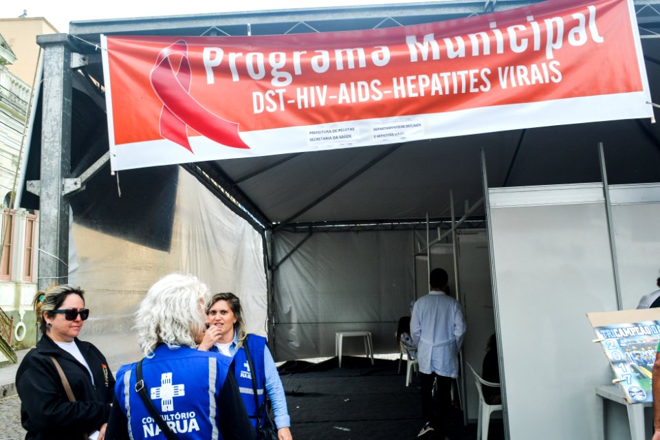 01.12.2017 - Evento  do dia Mundial de Luta contra a Aids no largo do Mercado Central