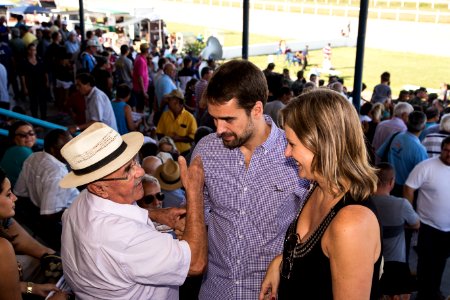 08.04.2018 - Prefeita Paula Mascarenhas e o vice Idemar Barz participam do 81º GP Princesa do Sul de Turfe em homenagem à prefeita municipal - Foto: Gustavo Vara