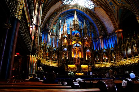Church notre-dame montreal