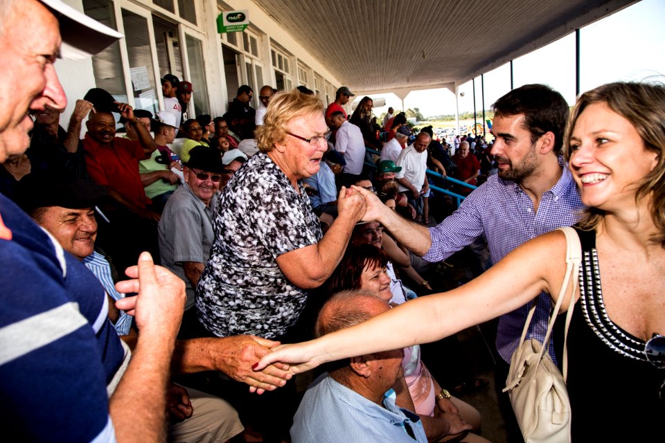 08.04.2018 - Prefeita Paula Mascarenhas e o vice Idemar Barz participam do 81º GP Princesa do Sul de Turfe em homenagem à prefeita municipal - Foto: Gustavo Vara