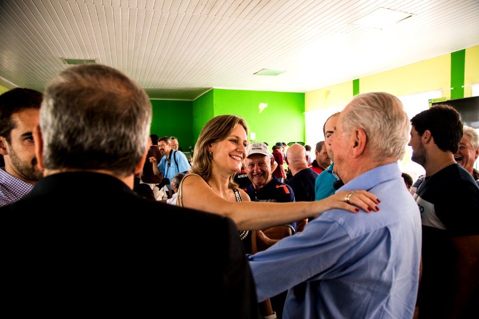 08.04.2018 - Prefeita Paula Mascarenhas e o vice Idemar Barz participam do 81º GP Princesa do Sul de Turfe em homenagem à prefeita municipal - Foto: Gustavo Vara