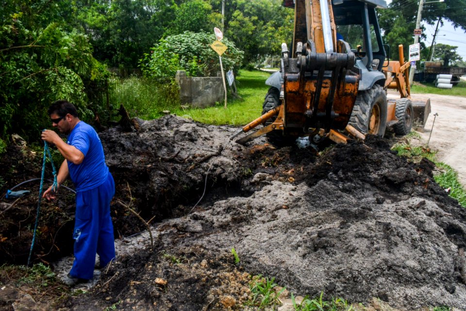 25.10.2017 - Ações de melhorias do Sanep no Laranjal - Foto: Rafaél de Lima