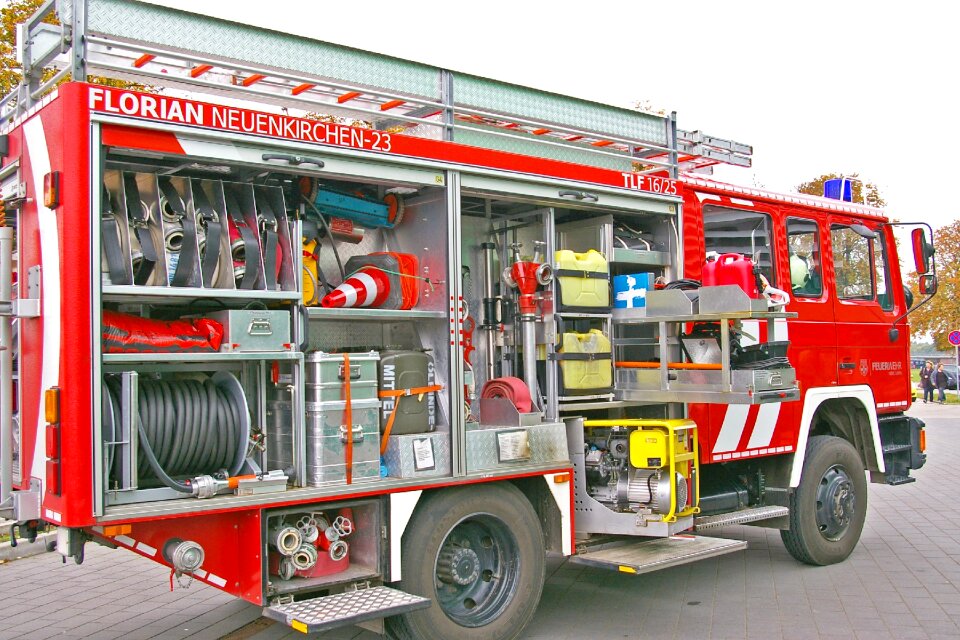 Volunteer firefighter delete save lives
