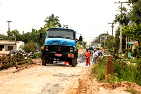 10.11.2017 - Prefeita Paula Mascarenhas em visita na avenida Ildefonso Simões Lopes
