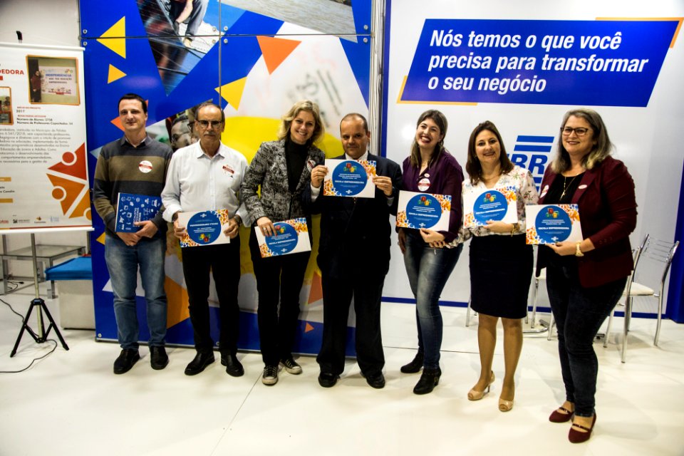 17.06.2019 - Prefeita Paula Mascarenhas realiza a entrega de certificados do Educação Empreendedora JEPP - JOVENS EMPREENDEDORES PRIMEIROS PASSOS  - Foto: Gustavo Vara