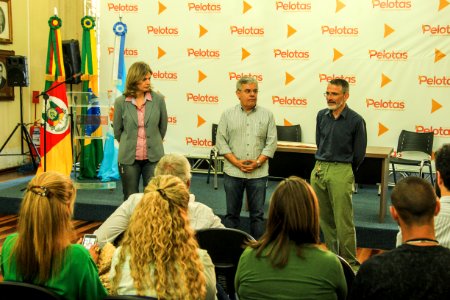 20.11.2017 - Prefeita Paula Mascarenhas na entrga do Loteamento Espanha