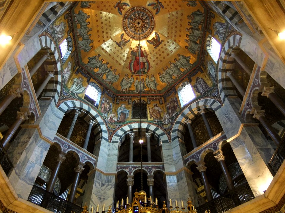 D2 2 Aachen Cathedral (6)