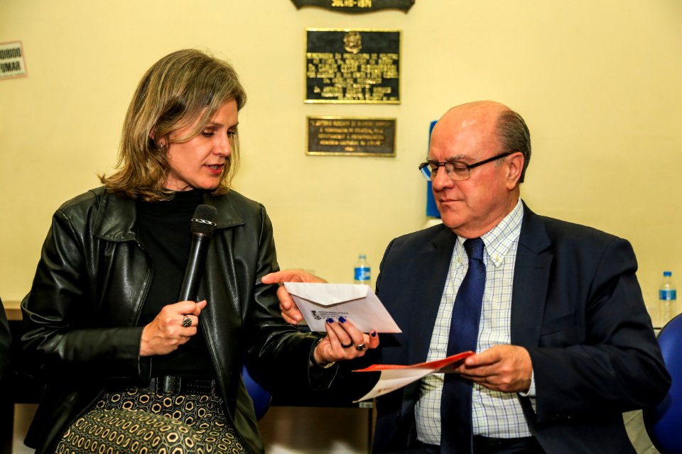 17.11.2017 - Prefeita Paula Mascarenhas na reunião do GGI com secretário de Segurança Pública do Estado, Cezar Schirmer