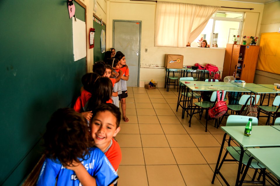 13.12.2017 - Prefeita Paula Mascarenhas durante entrega de laboratório Khan Academy na EMEF Dom Francisco de Campos Barreto