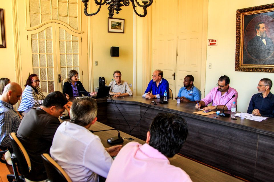 06.11.2017 - Prefeita Paula Mascarenhas em reunião com Vereadores