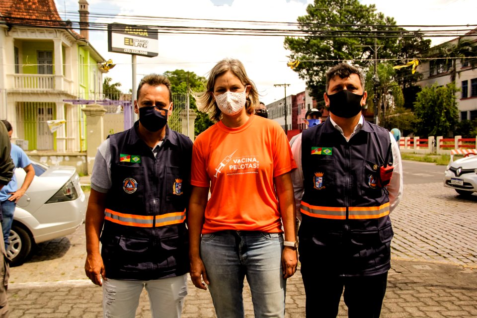 27.02.2021 Prefeita Paula Mascarenhas acompanha Drive Thru de Vacinação para idosos Foto Rodrigo Chagas