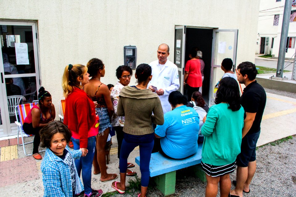 10.11.2017 Ações nos residenciais Acácia e Azaléia