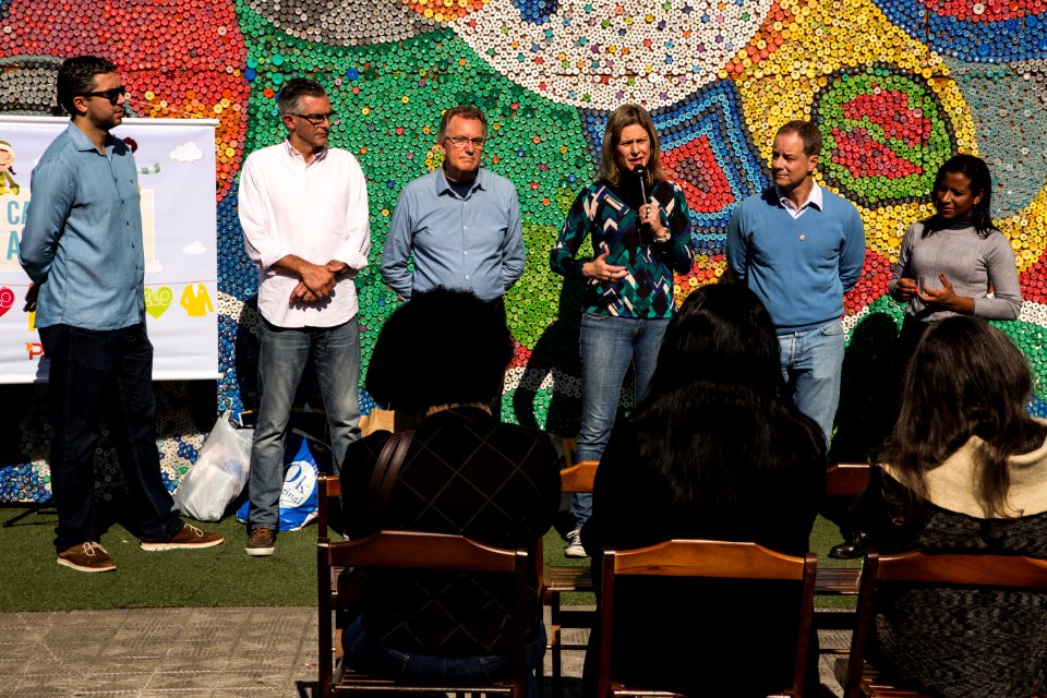 26.05.2018 - Prefeita Paula Mascarenhas e o vice Idemar Barz na lançamento da Campanha do Agasalho no Mercado Público - Foto: Gustavo Vara