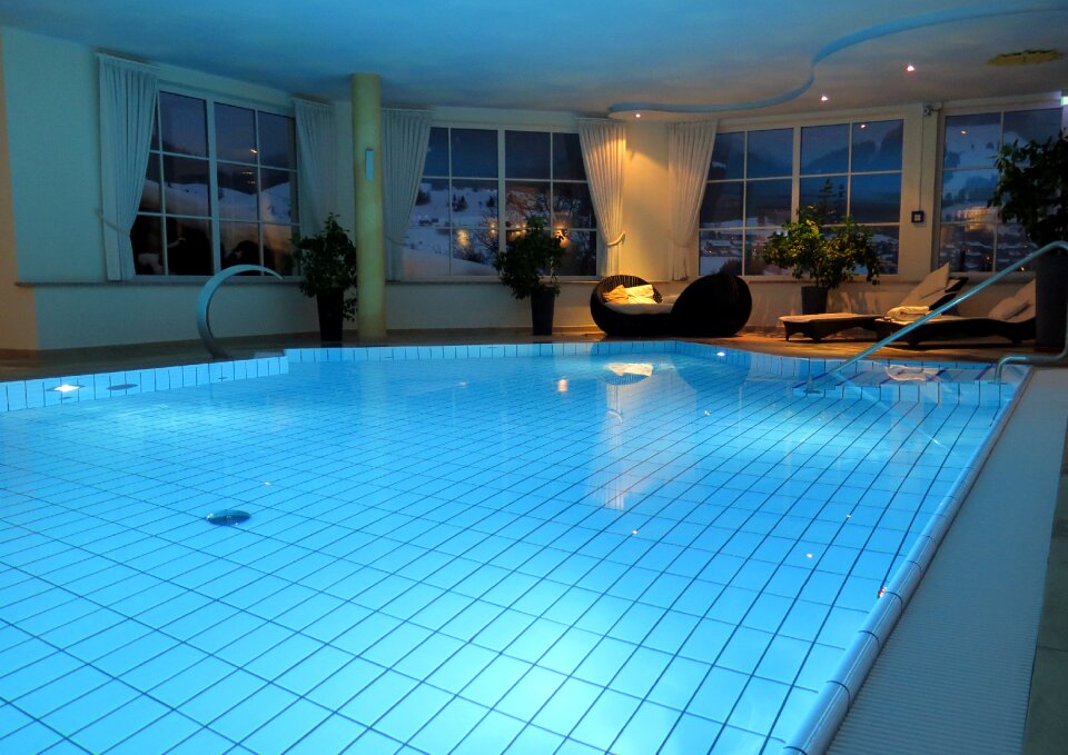Pool swim swimming-pool