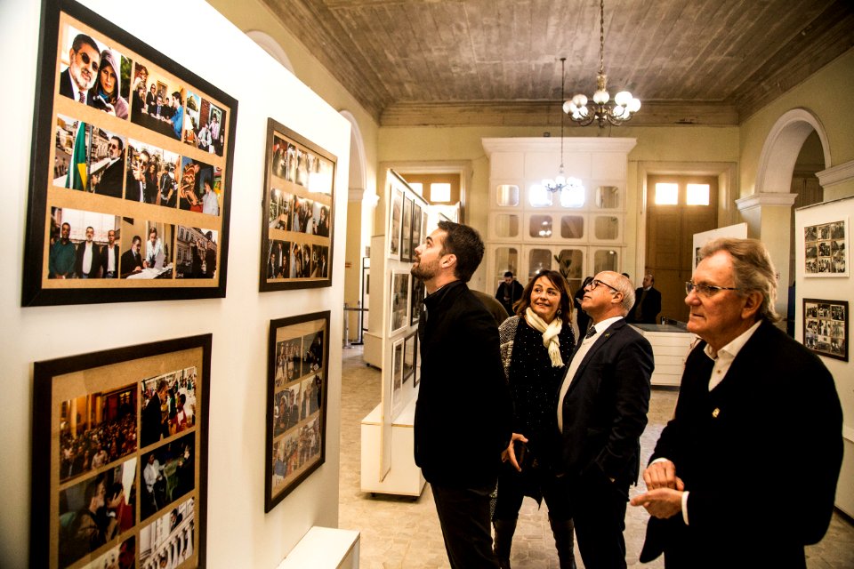 03.08.2019 - Governador Eduardo Leite visita a Exposição fotográfica Bernardo de Souza em dois tempos - Foto: Gustavo Vara