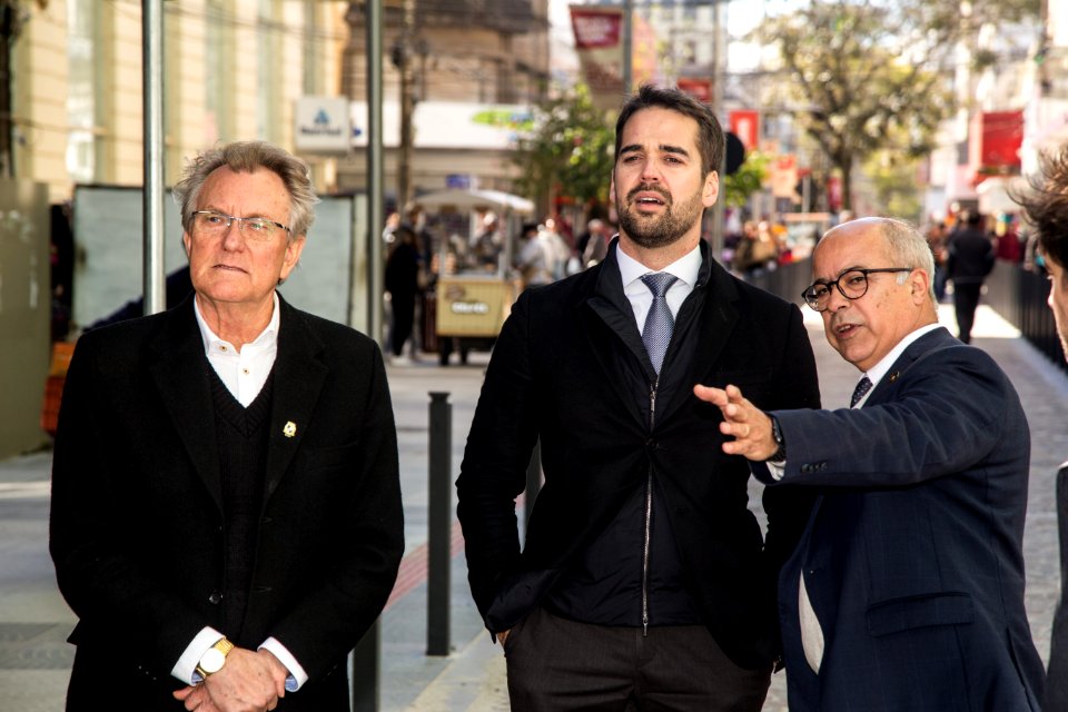 03.08.2019 - Governador Eduardo Leite visita as obras na Rua Marechal Deodoro - Foto: Gustavo Vara