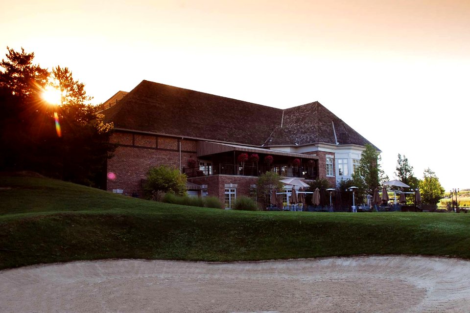 6-REIKON-DESIGN-BUILD– King’s Riding Golf Club – Aurora-image11-c