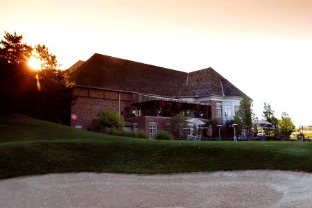 6-REIKON-DESIGN-BUILD– King’s Riding Golf Club – Aurora-image11-c