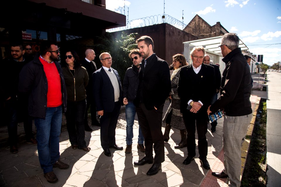 03.08.2019 - Governador Eduardo Leite visita as obras na Rua Marechal Deodoro - Foto: Gustavo Vara