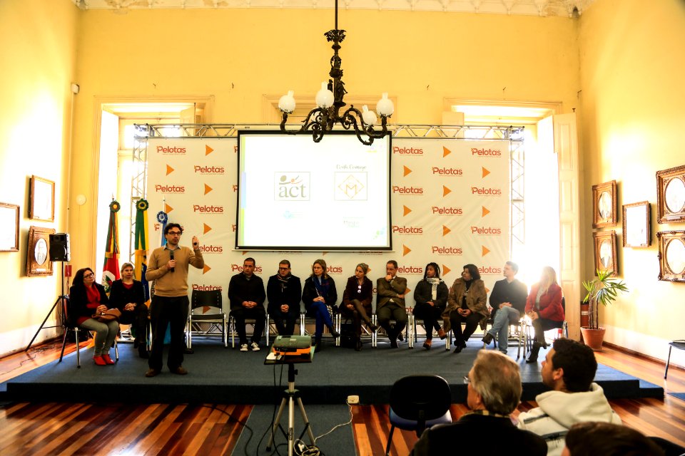 03.07.2018 - Prefeita Paula Mascarenhas durante lançamento das Metodologias Conte Comigo e ACT – Criando Crianças Seguras e do Estudo PIÁ – UFPEL - Foto: Gustavo Vara