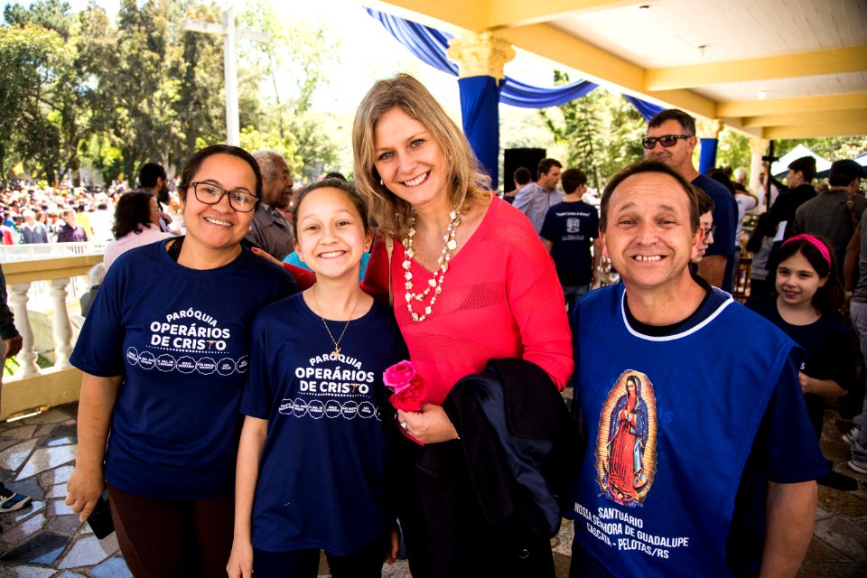21.10.2018 - Prefeita Paula Mascarenhas, acompanhada da Secretária de Governo, Clotilde Victória participam da 33ª Romaria de Nossa Senhora de Guadalupe - Foto: Gustavo Vara
