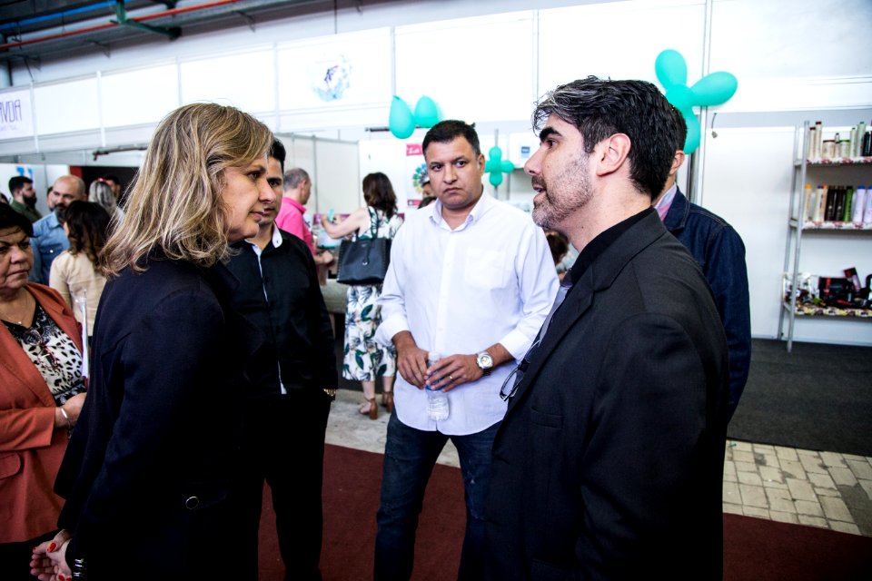 21.10.2018 - Prefeita Paula Mascarenhas participa da abertura do Encontro Regional Hair Style 2018 no Centro de Eventos - Foto: Gustavo Vara