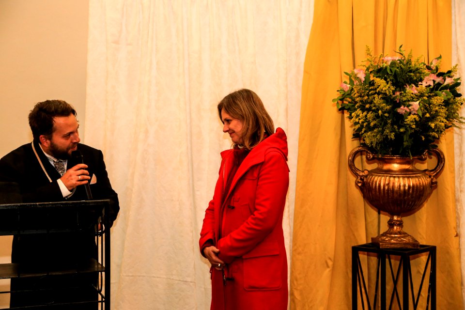 04.07.2018 - Prefeita Paula Mascarenhas em seu pronunciamento no jantar comemorativo de aniversário do Instituto Lobo da Costa - Foto: Gustavo Vara
