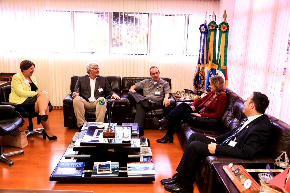 26.09.2018 - Prefeita Paula Mascarenhas durante reunião almoço com o  vice-Almirante José Renato de Oliveira, Comandante do 5º Distrito Naval em Rio Grande - Foto: Gustavo Vara