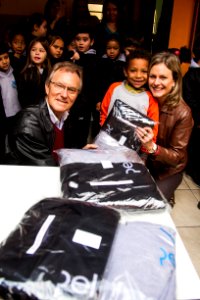 21.06.2018 -  Entrega dos novos uniformes na Escola Joaquim Nabuco e assinatura da ordem de serviço da construção de passarela coberta para EMEF Joaquim Nabuco - Foto: Gustavo Vara