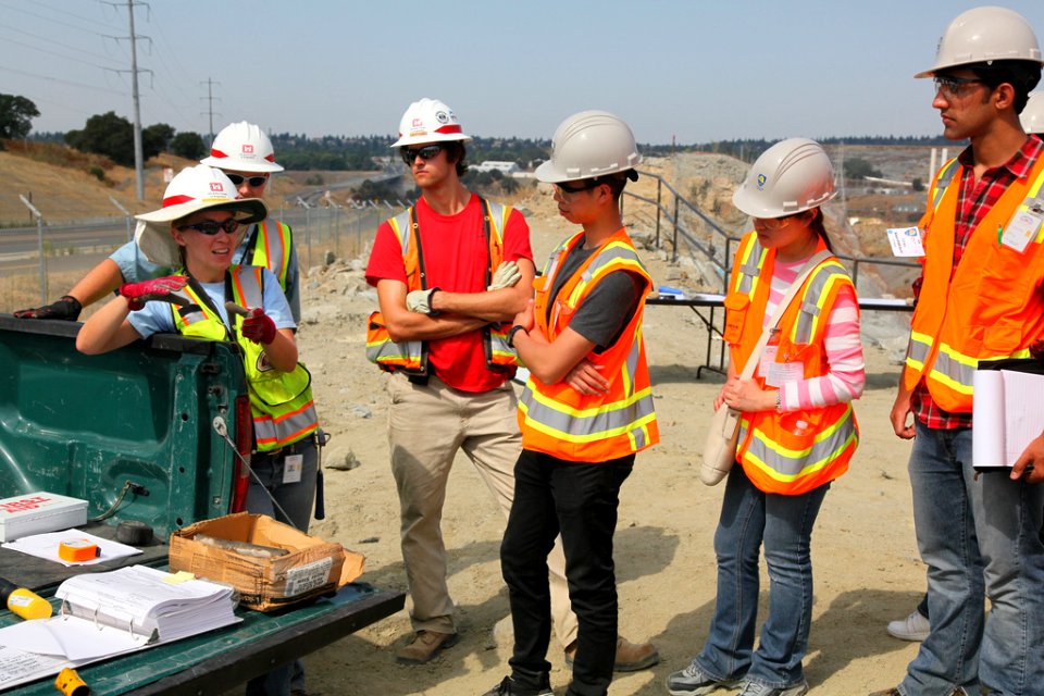 Engineering and Construction students visit the Folsom spillway
