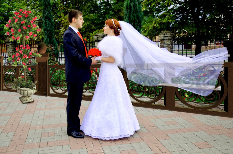 Fata stroll just married