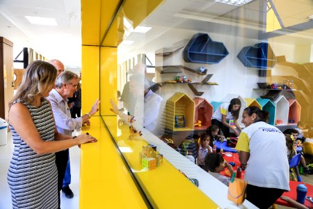 22.02.2018 - Prefeita Paula Mascarenhas e o vice Idemar Barz durante visita à Escola Santa Mônica - Foto: Gustavo Vara